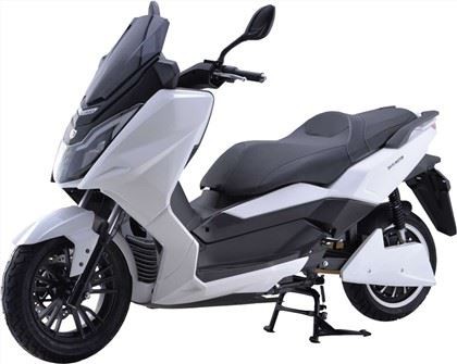 Instalație 125CC 6000W 72V115Ah 100km/h Viteză maximă T9T10 10A Fast Super Charge Anvelopă de 14 inchi EEC L3e 200Km plus autonomie lungă
